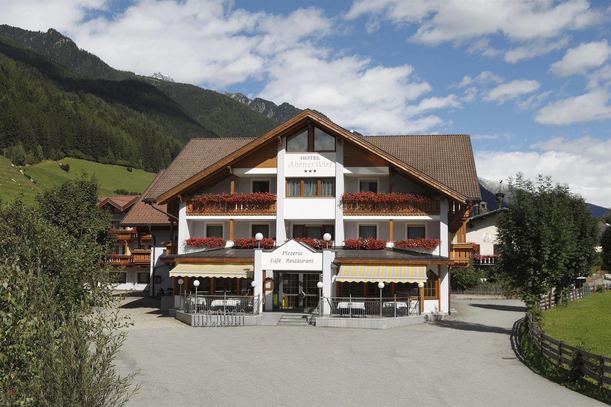 Ahrner Wirt Apartments Ahrntal Exterior foto